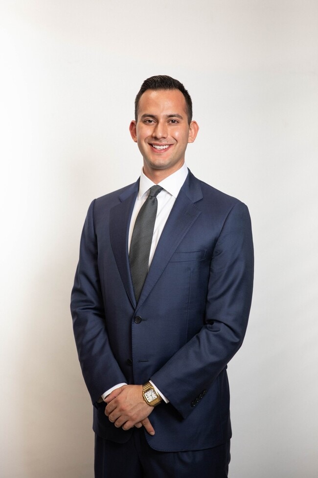 Agent Photo