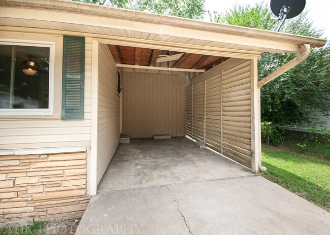 113 E Bertha St, Fayetteville, AR 72703 - photo 3