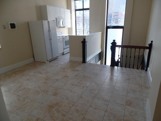 108 Richmond St unit 1, Boston, MA 02109 - photo 3