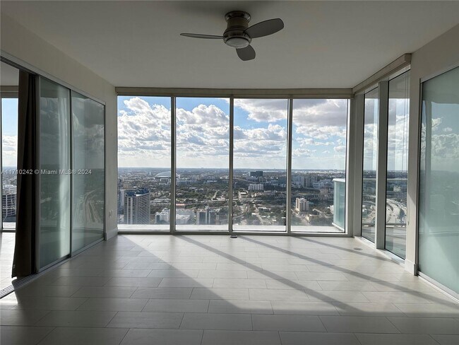 Ten Museum Park Condominiums unit 4106, Miami, FL 33132 - photo 5