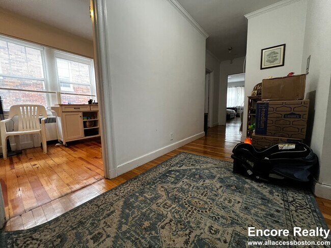 22 Fairbanks St unit 6, Boston, MA 02135 - photo 4