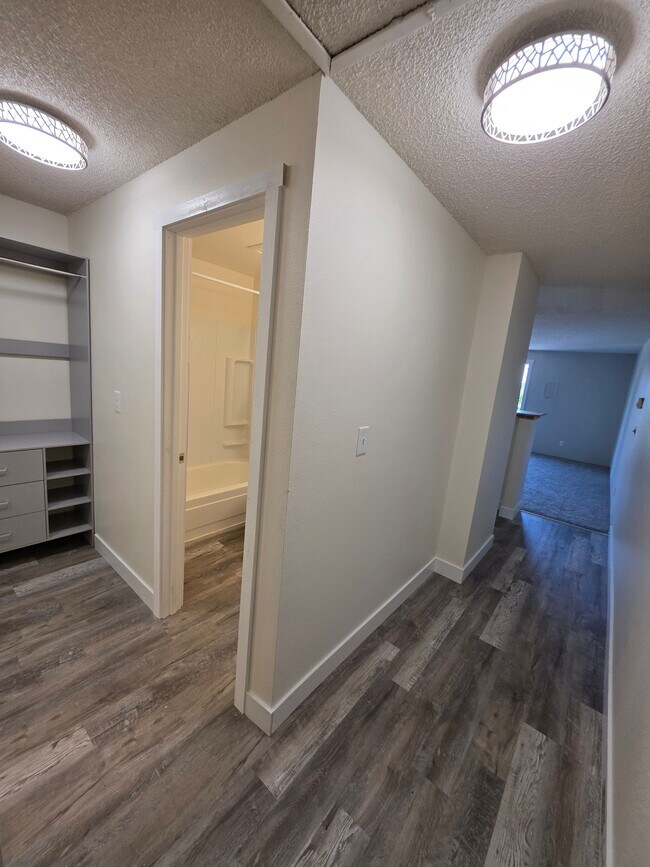 2405 NW Irving St Unit 2405-26, Portland, OR 97210