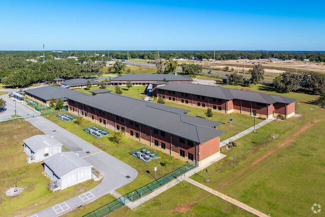SLHE is a state of the art school with each class filled with the latest technology.