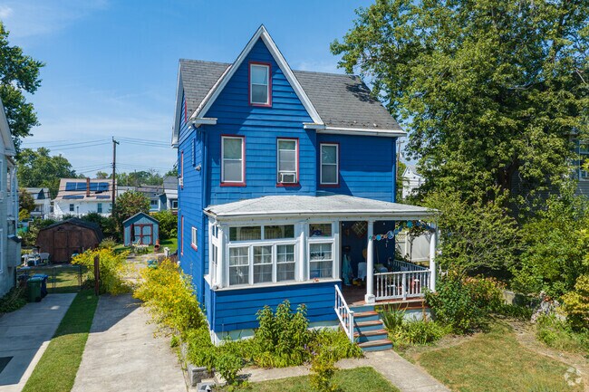 A colorful Victorian home makes you feel like you've stepped back in time in Hamilton.