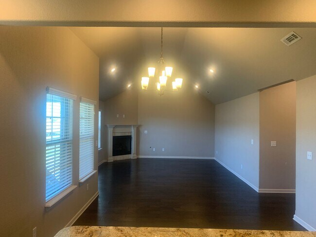 1630 Abbey Ln, Centerton, AR 72719 - photo 7