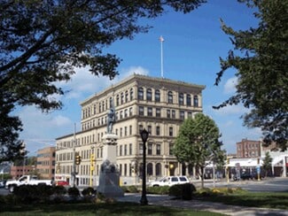 7 North St, Pittsfield, MA 01201