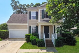 15738 De Havilland Dr, Charlotte, NC 28278