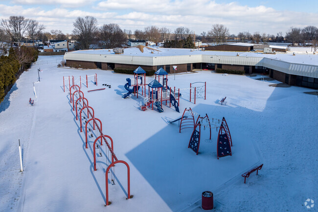 Emma V. Lobbestael Elementary School, Playground.