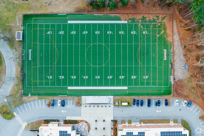 Auburn Middle School provides a well-rounded education and promotes academic excellence.