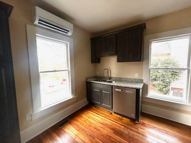 126 Tate St unit 126-A, Greensboro, NC 27403 - photo 7