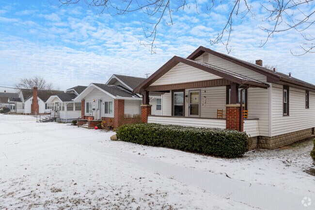 Most of the homes in Franklin are one story.