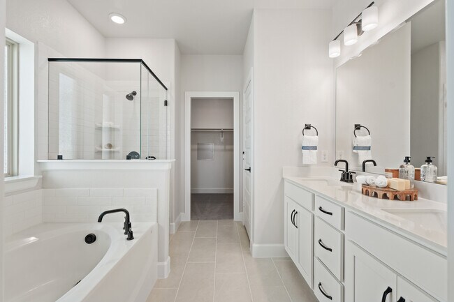 2220 Valencia Dr, Little Elm, TX 75068 - photo 6