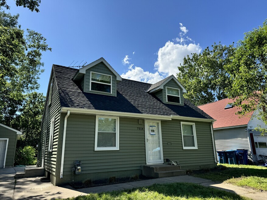 7314 James Ave S, Richfield, MN 55423 - photo 1