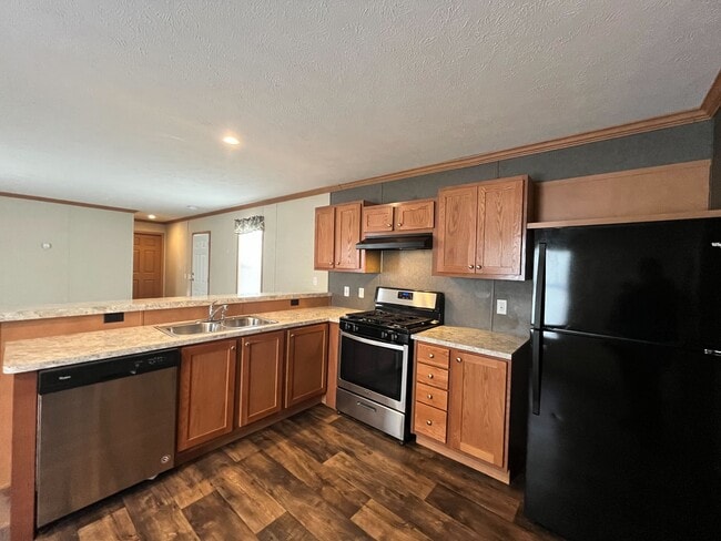 1428 Georgia St, Sturgeon Bay, WI 54235 - photo 7