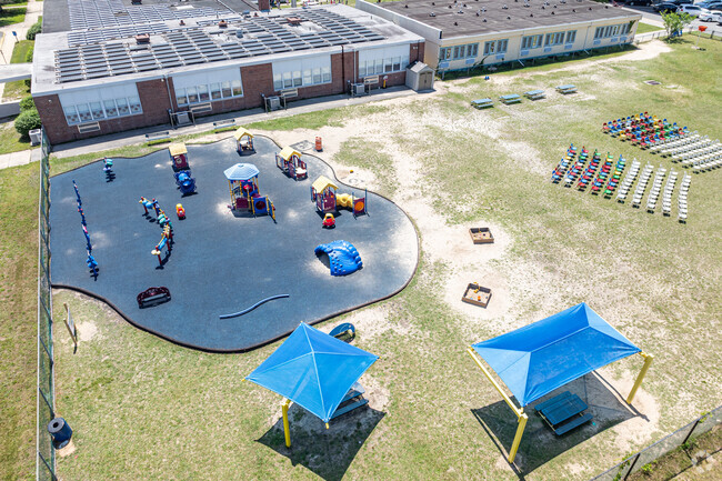 Oxycocus Elementary School
