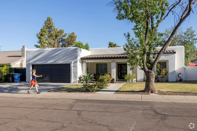 A few Santa Fe style homes can be found throughout The Lakes.