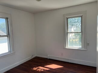 247 Elm St Unit 2, Elmwood Park, NJ 07407