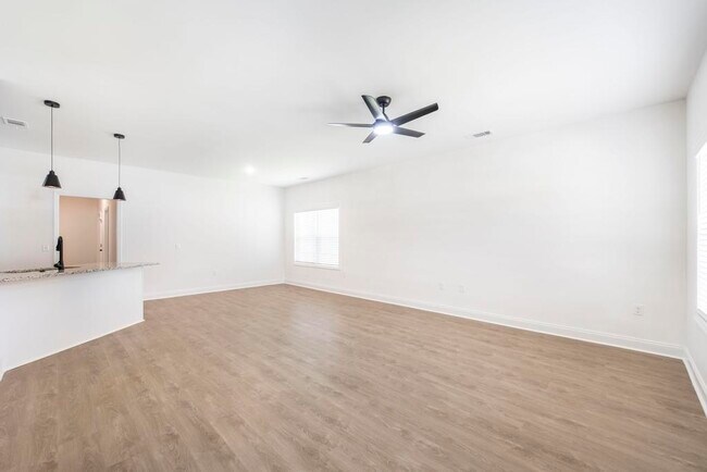 Open Concept Living/Dining