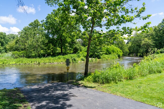 Boat put-in and take-out sites can be found at McDowell Grove Forest Preserve.