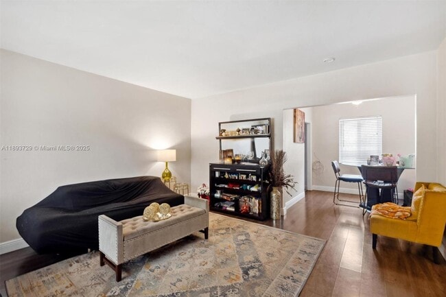 11105 NE 9th Ave, Biscayne Park, FL 33161 - photo 4