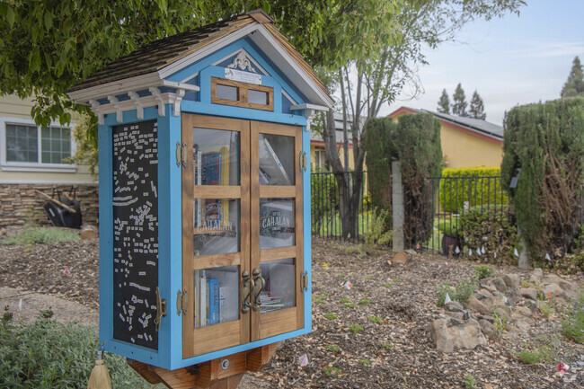 Canoas West has multiple Little Free Library boxes for residents to borrow and lend. books.