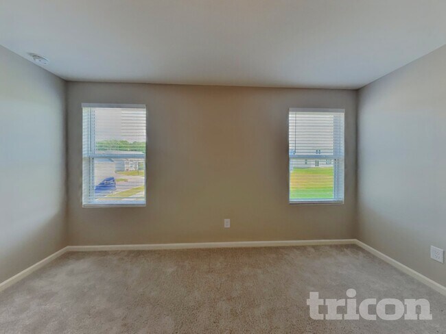 229 Babbling Brk Dr, Clayton, NC 27520 - photo 6