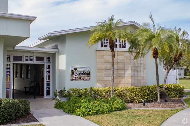 Mangrove School of Sarasota provides education in 
Sarasota.