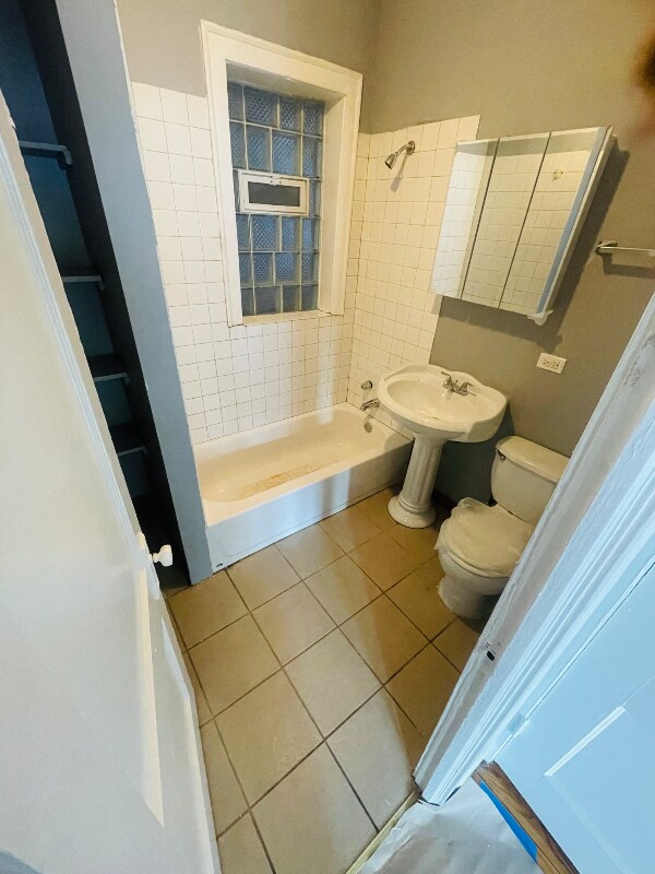 7800 S Cregier Ave unit 1, Chicago, IL 60649 - photo 2