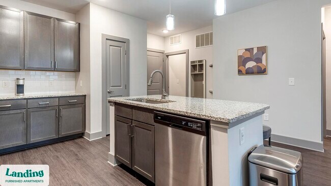 404 Gallop Ln unit 4204, Charlotte, NC 28213 - photo 7