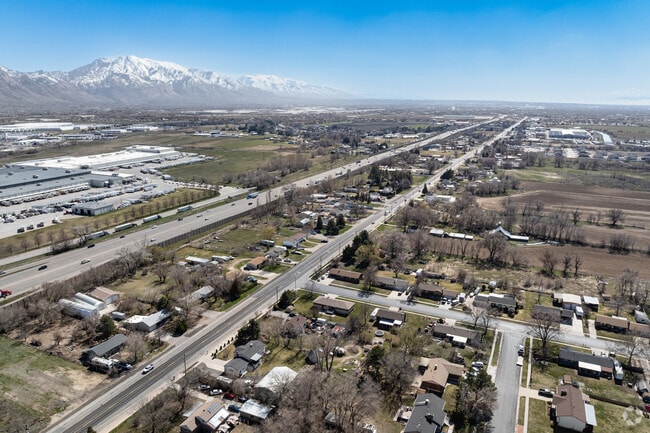 Interstate 15 passes through Plain City.