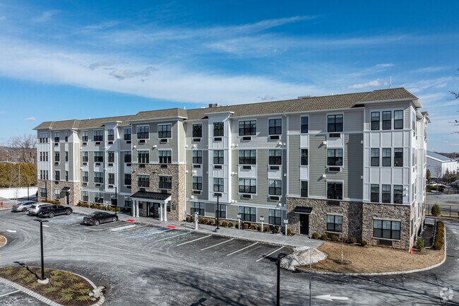 Irondale at Wharton Apartments, Wharton, NJ 07885 - photo 4