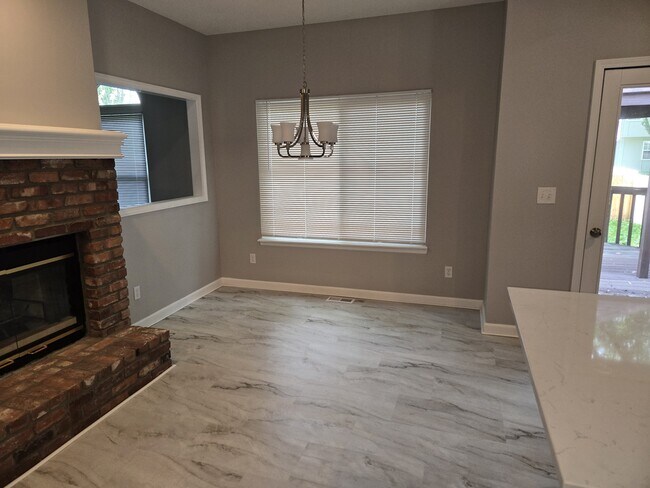 401 Kimberly Dr, Belton, MO 64012 - photo 5