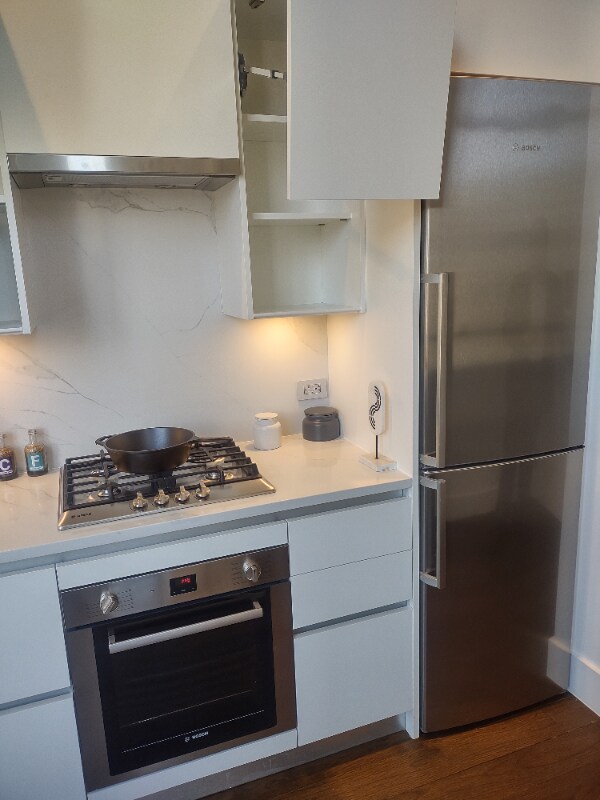 E 44th St 3rd Ave unit 23, New York, NY 10017 - photo 4