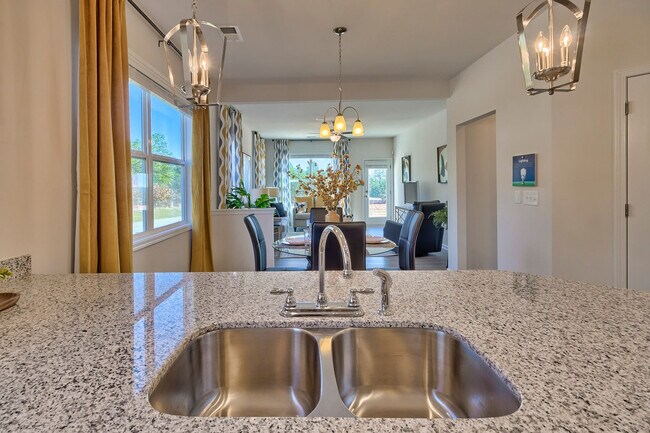 108 Coppersmith Dr unit 38487009, Lexington, SC 29073 - photo 5