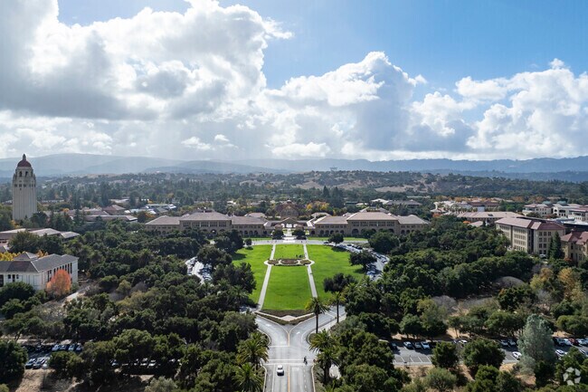 Stanford campus is the center of the city of Stanford.