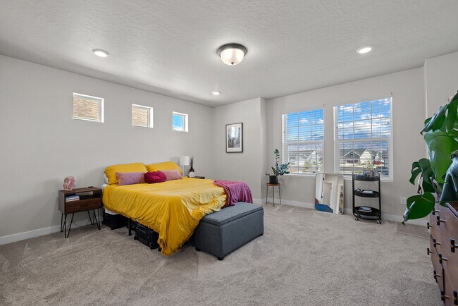 74 S Baker Spring Cove, Saratoga Springs, UT 84045 - photo 5