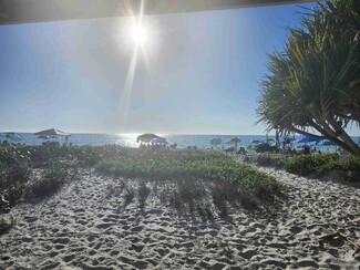 1300 Gulf Shore Blvd N, Naples, FL 34102