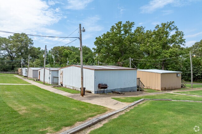 Crump Elementary in Memphis makes use of portable buildings.