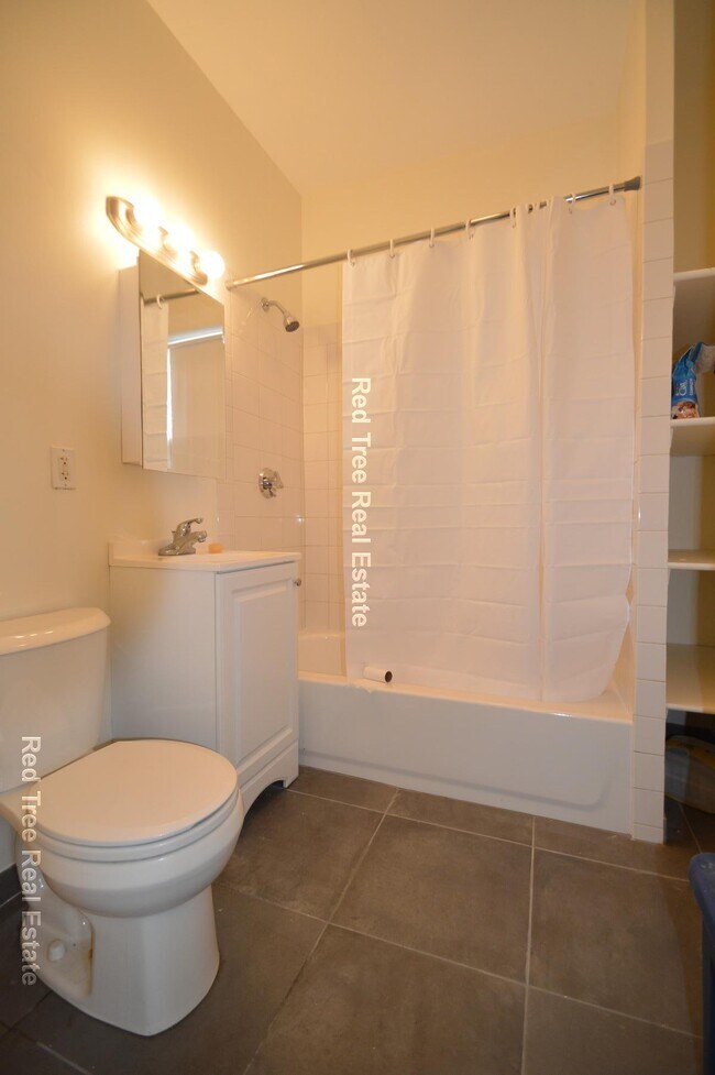 16 Foster St, Boston, MA 02109 - photo 3