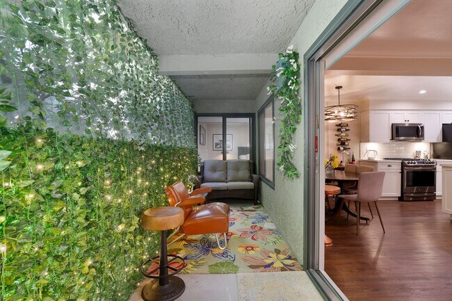 4528 Colbath Ave, Sherman Oaks, CA 91423 - photo 5