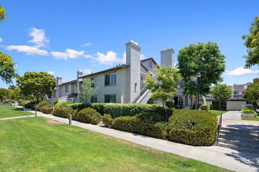 19 Exeter, Irvine, CA 92612 - photo 1