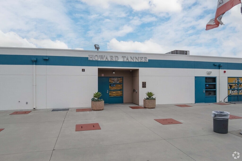 Howard Tanner School serves students in kindergarten through fifth grade.