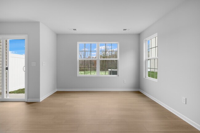 1062C Dominy Ct, Camden, SC 29020 - photo 6