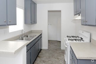 11132-11150 Excelsior Dr, Norwalk, CA 90650