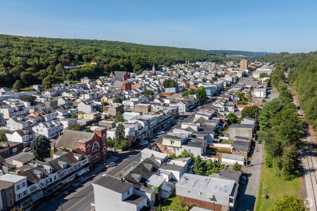 Mahanoy offers a peaceful rural-suburban lifestyle rooted in Pennsylvania’s historic Anthracite Coal Region.