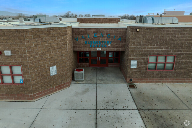 The front entrance of Valencia Elementary School.