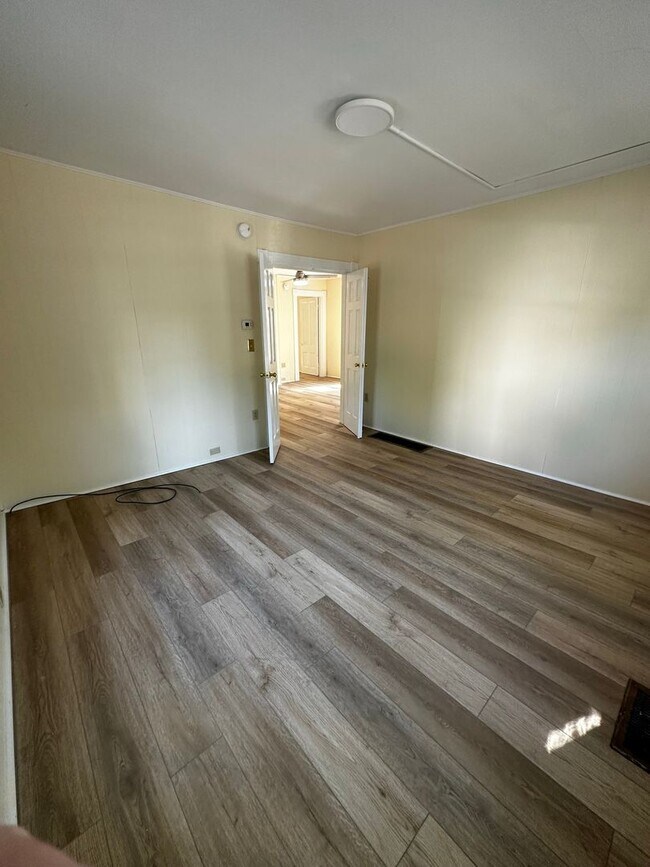 50-52-52 Howard St unit 52 Howard St, Burlington, VT 05401 - photo 6