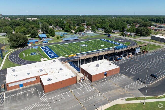 Paducah Tilghman High School is ranked 72nd within Kentucky.