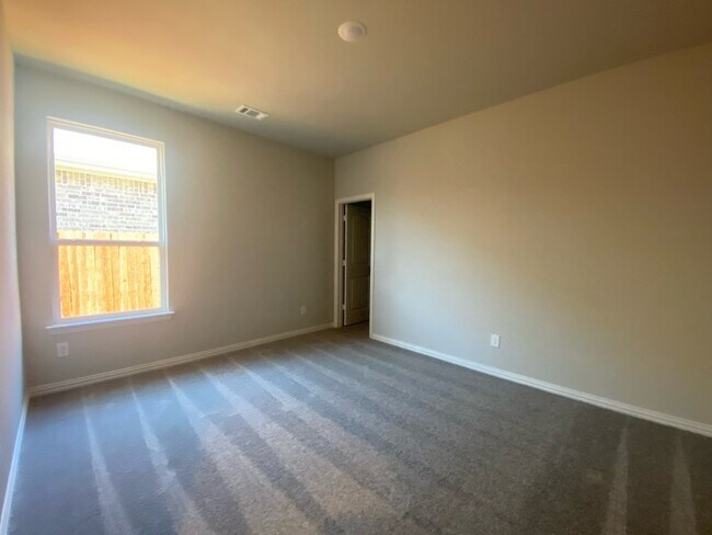 15057 Green Bluff Dr, Aledo, TX 76008 - photo 7