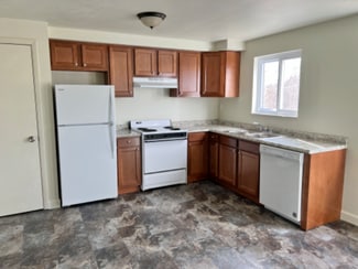 80 Lamont Dr Unit 80, North Huntingdon, PA 15642